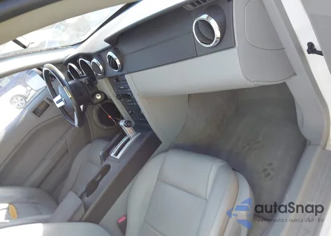 2006 Ford Mustang V6 z USA, uszkodzony, nr VIN 1ZVFT80N865210138